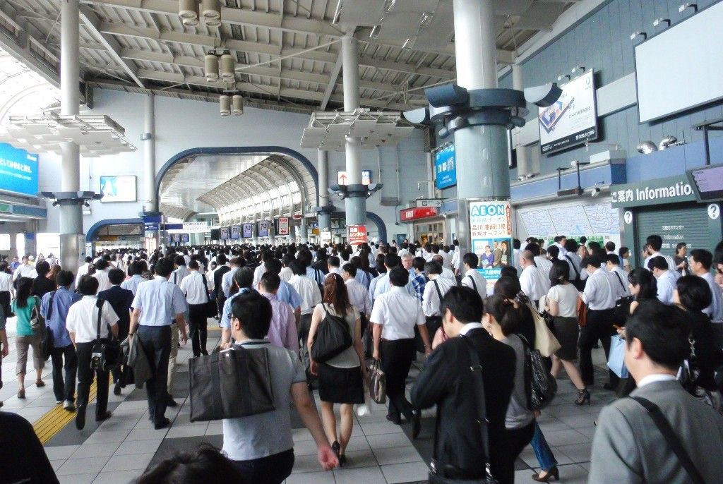 As a result, he went to a Tokyo train station and looked for broken people to help.